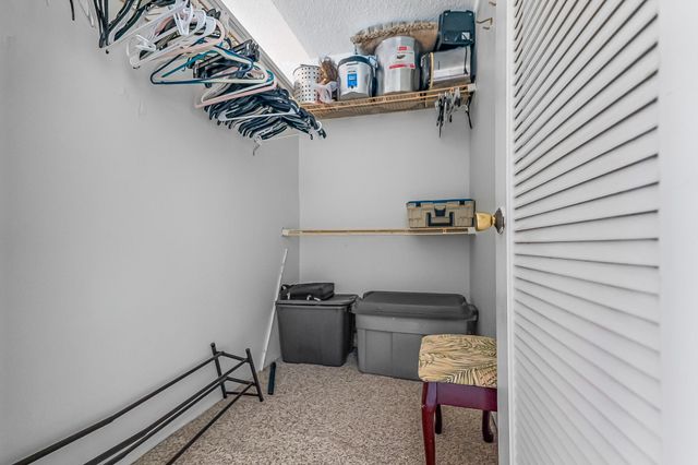 1500 NE 13th Terrace G6, Jensen Beach, FL 34957