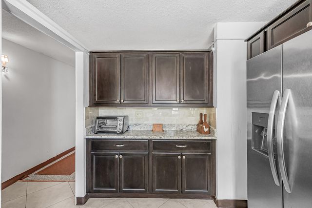 1500 NE 13th Terrace G6, Jensen Beach, FL 34957