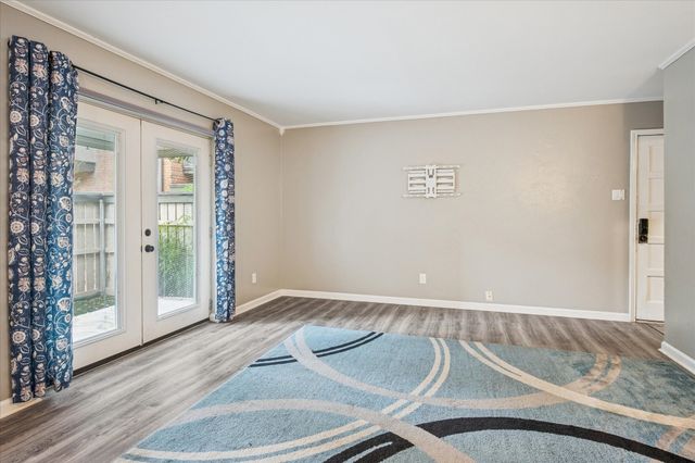 2804 Escada Drive 103V, Farmers Branch, TX 75234