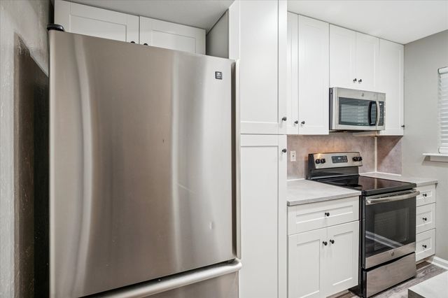 2804 Escada Drive 103V, Farmers Branch, TX 75234