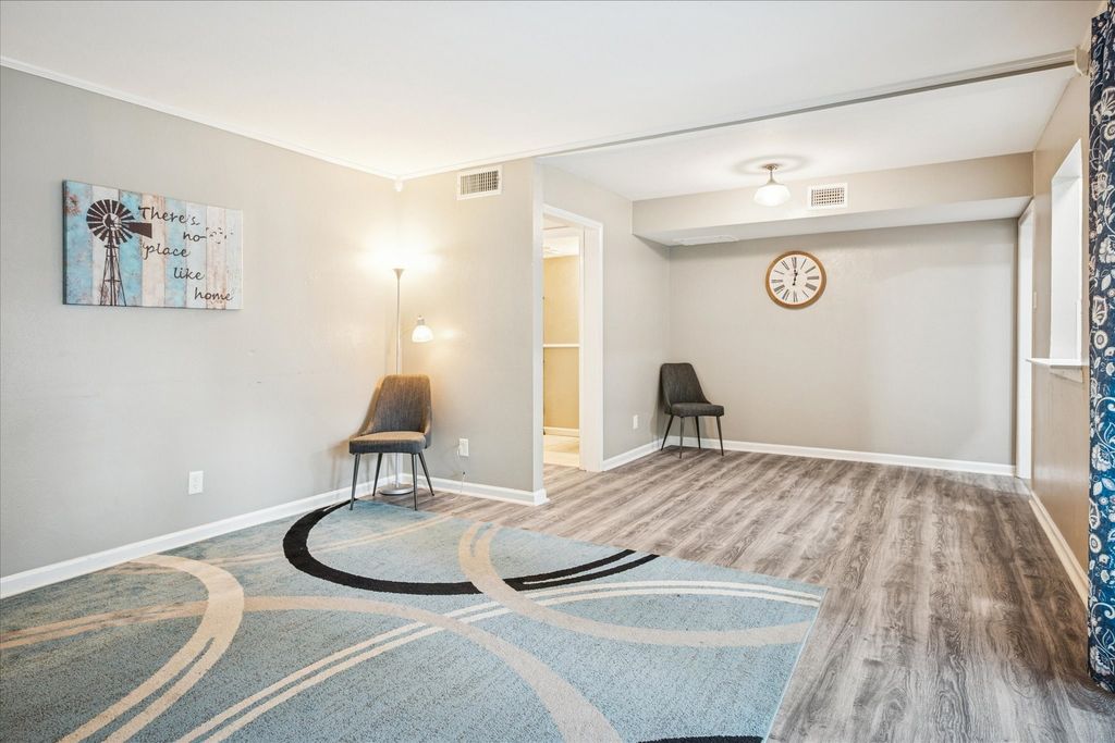 2804 Escada Drive 103V, Farmers Branch, TX 75234