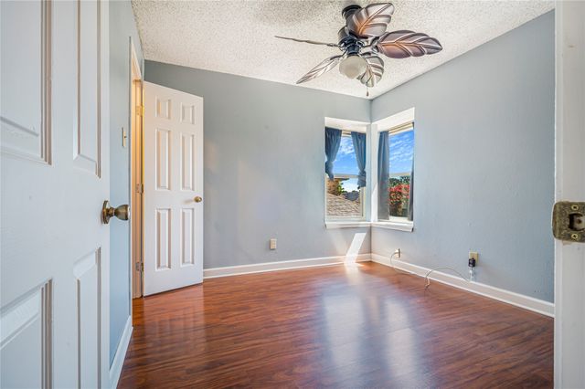 3301 Cathedral Drive, Grand Prairie, TX 75052