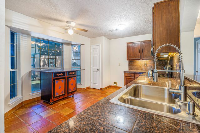 3301 Cathedral Drive, Grand Prairie, TX 75052