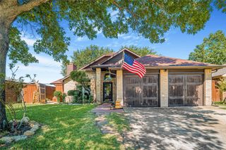 3301 Cathedral Drive, Grand Prairie, TX 75052