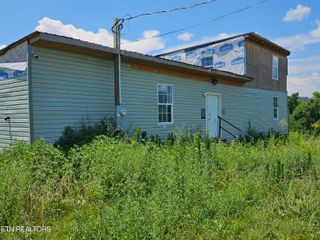400 Shaddon Rd, Tellico Plains, TN 37385