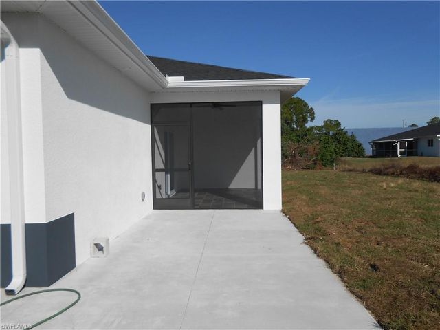 937 Graystone AVE, Lehigh Acres, FL 33974