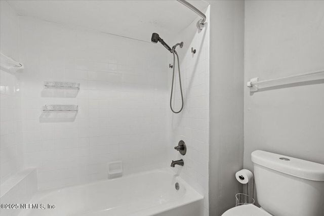 8555 STURBRIDGE Circle E, Jacksonville, FL 32244