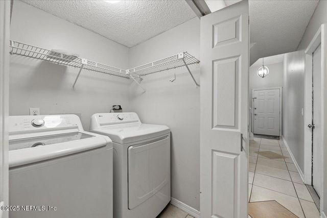 8555 STURBRIDGE Circle E, Jacksonville, FL 32244