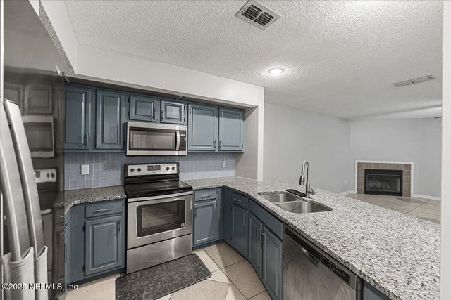 8555 STURBRIDGE Circle E, Jacksonville, FL 32244