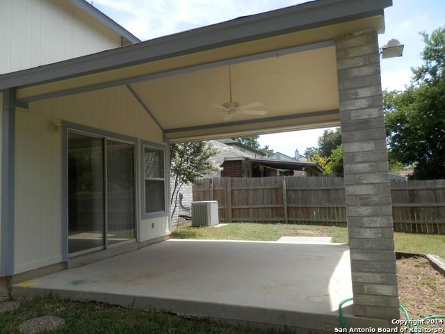 9655 ADDERSLEY DR, San Antonio, TX 78254