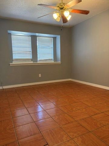 712 N Anita Drive, Oklahoma City, OK 73127