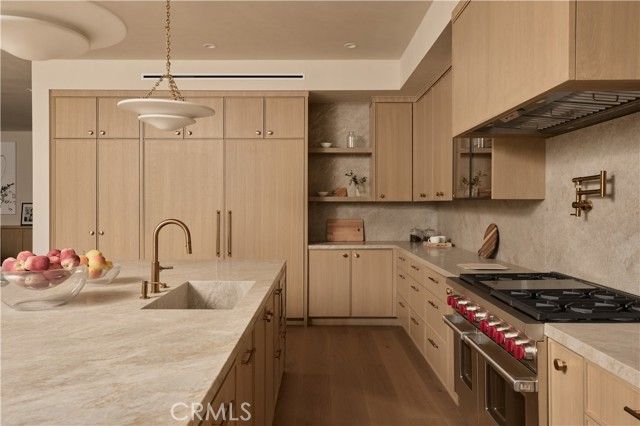 13024 Bloomfield Street, Studio City (los Angeles), CA 91604