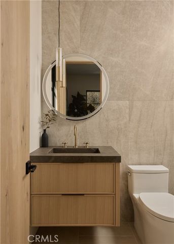 13024 Bloomfield Street, Studio City (los Angeles), CA 91604