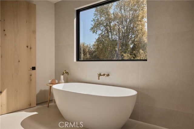 13024 Bloomfield Street, Studio City (los Angeles), CA 91604