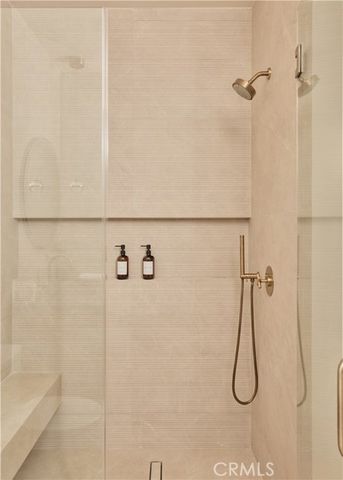 13024 Bloomfield Street, Studio City (los Angeles), CA 91604