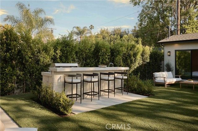 13024 Bloomfield Street, Studio City (los Angeles), CA 91604