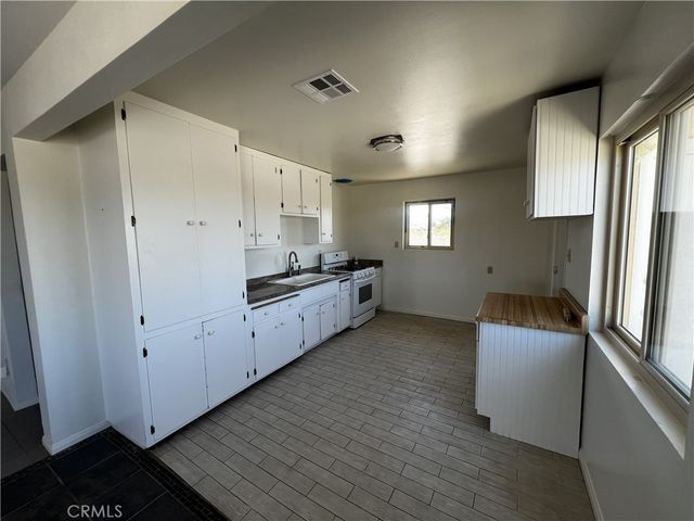 9404 Mesa, Lucerne Valley, CA 92356