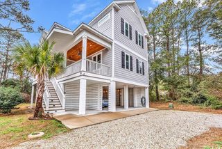 39 Lazy Hammock Trail, Pawleys Island, SC 29585