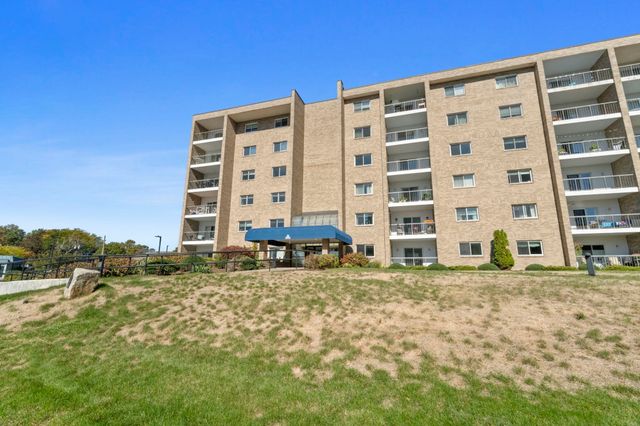54-64 Broad Reach 105, Weymouth, MA 02191