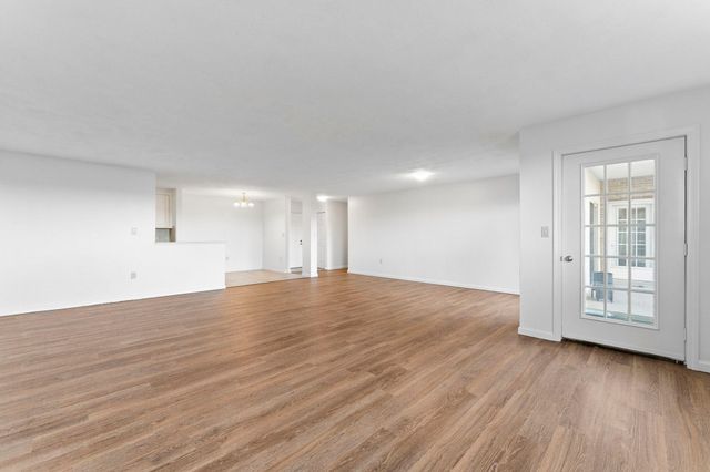 54-64 Broad Reach 105, Weymouth, MA 02191