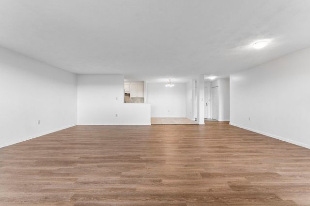 54-64 Broad Reach 105, Weymouth, MA 02191