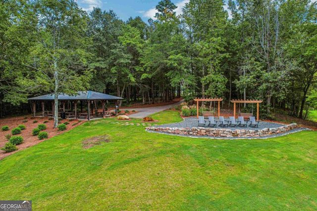 215 Coffee Lane, Hoschton, GA 30548