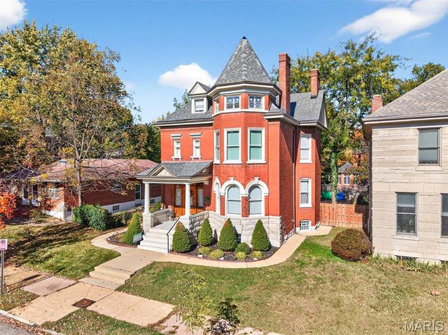 3209 Shenandoah Avenue, St Louis, MO 63104