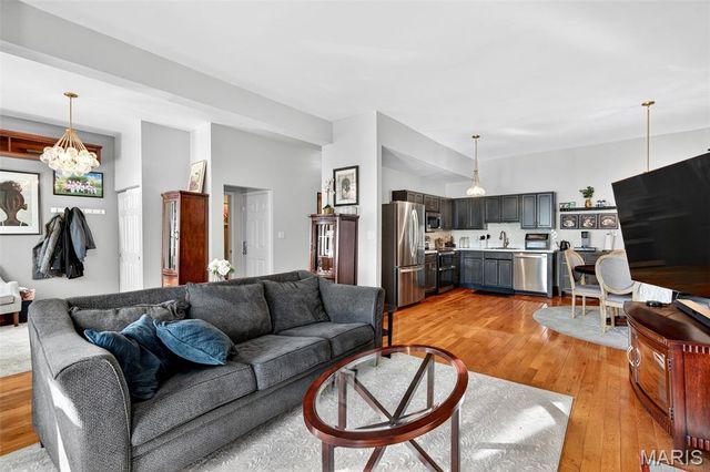 3209 Shenandoah Avenue, St Louis, MO 63104