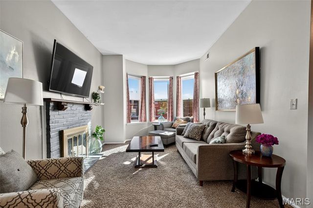 3209 Shenandoah Avenue, St Louis, MO 63104