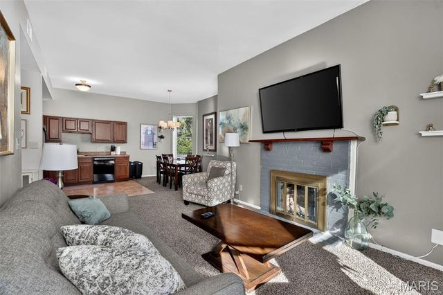 3209 Shenandoah Avenue, St Louis, MO 63104