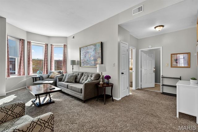 3209 Shenandoah Avenue, St Louis, MO 63104