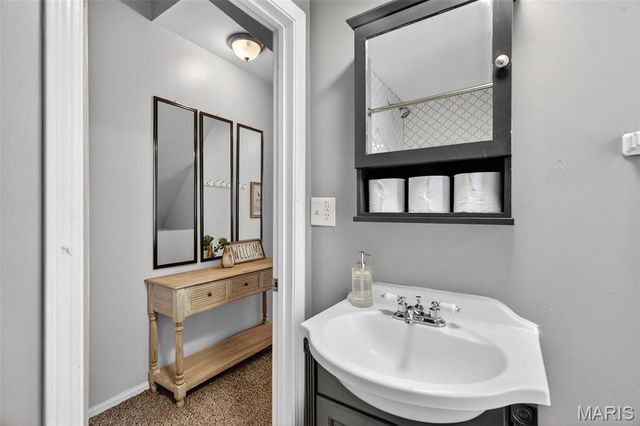 3209 Shenandoah Avenue, St Louis, MO 63104