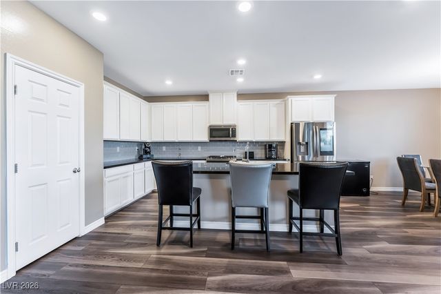 1418 Dire Wolf Avenue, North Las Vegas, NV 89084