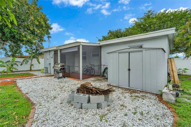 7220 Arthur Street, Hollywood, FL 33024