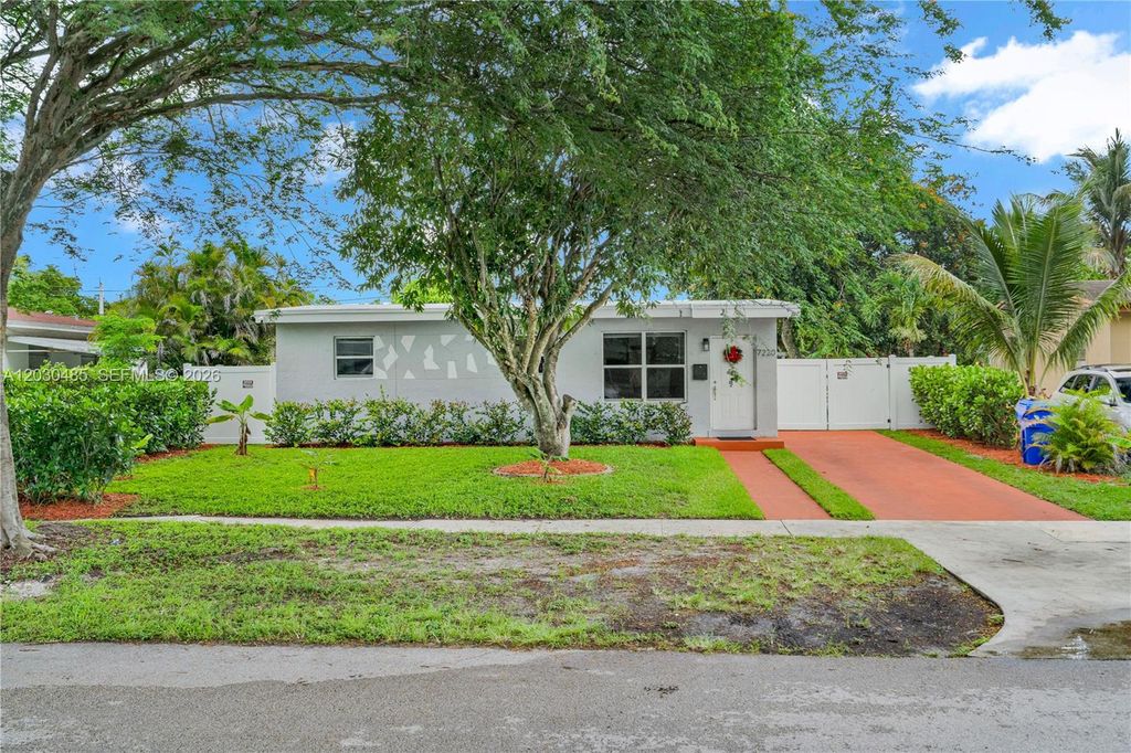 7220 Arthur Street, Hollywood, FL 33024