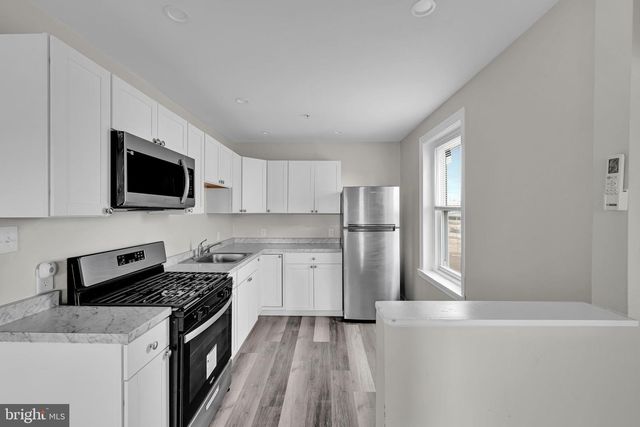 6 W 6TH ST, Marcus Hook, PA 19061
