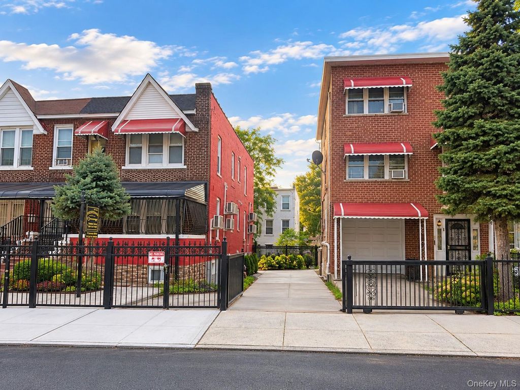 653 Saint Lawrence Avenue, Bronx, NY 10473 — photo 5