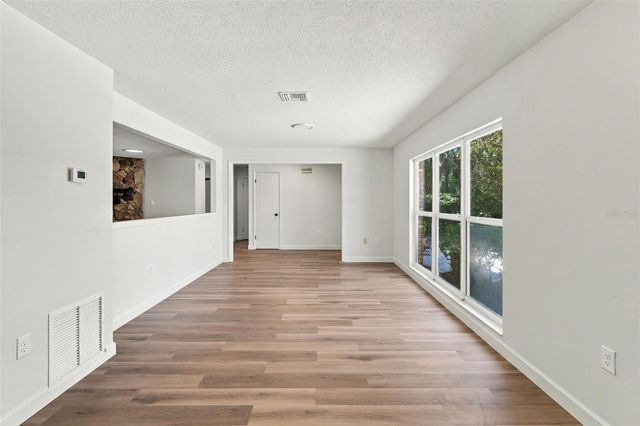 1521 N LAKEVIEW AVENUE, Leesburg, FL 34748