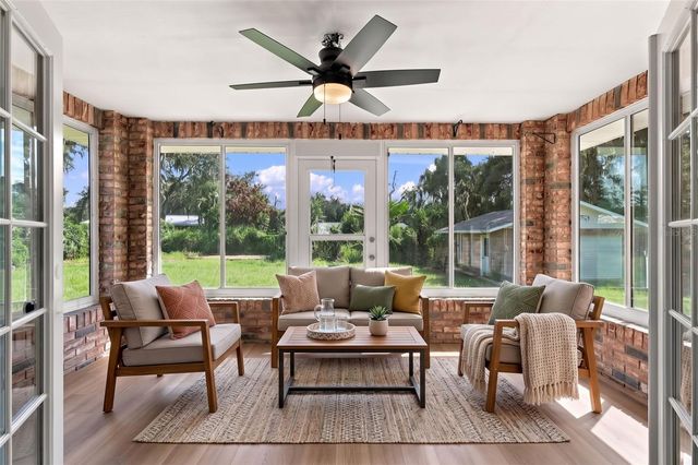 1521 N LAKEVIEW AVENUE, Leesburg, FL 34748
