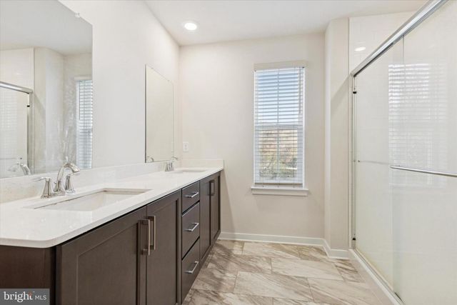 141 FOUR LEAF DR, Downingtown, PA 19335