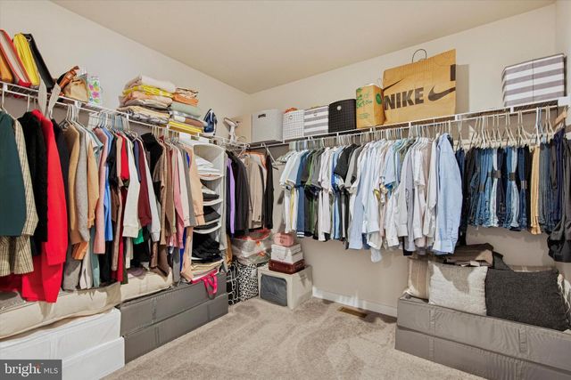 141 FOUR LEAF DR, Downingtown, PA 19335