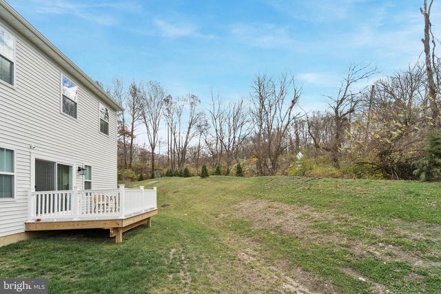 141 FOUR LEAF DR, Downingtown, PA 19335