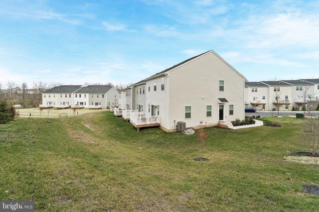 141 FOUR LEAF DR, Downingtown, PA 19335