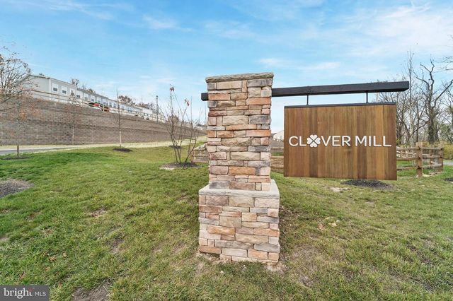 141 FOUR LEAF DR, Downingtown, PA 19335