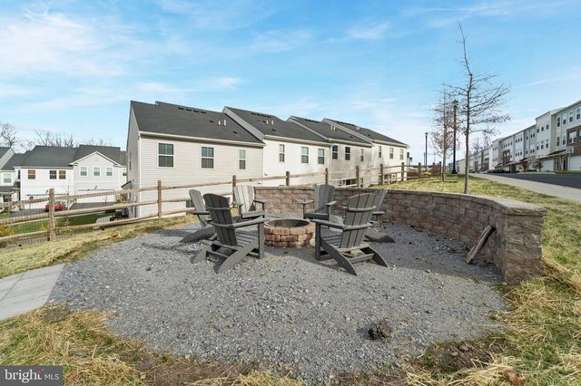 141 FOUR LEAF DR, Downingtown, PA 19335