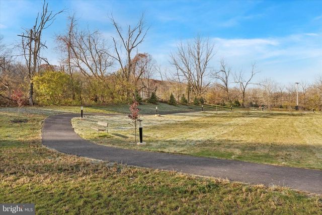 141 FOUR LEAF DR, Downingtown, PA 19335