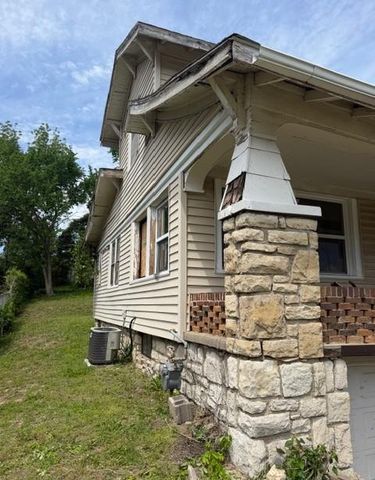 1210 Washington Boulevard, Kansas City, KS 66102