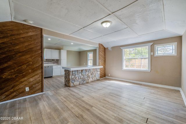 1861 Golfview Boulevard, South Daytona, FL 32119