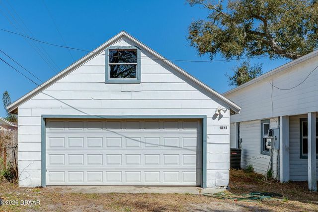 1861 Golfview Boulevard, South Daytona, FL 32119