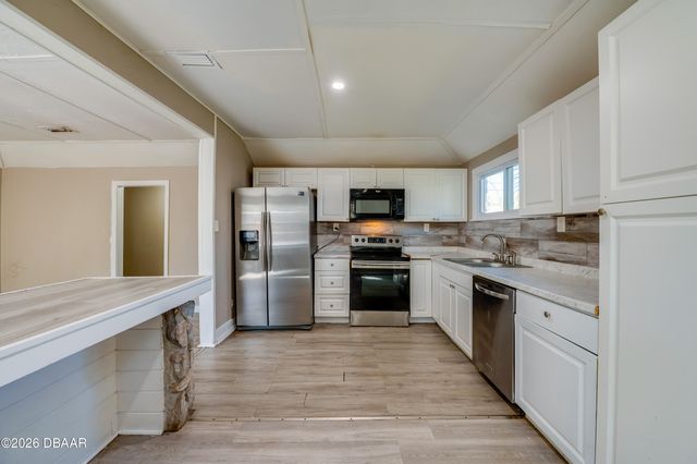 1861 Golfview Boulevard, South Daytona, FL 32119